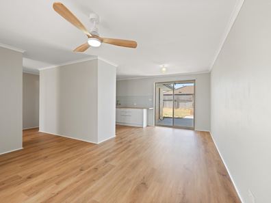 290B Sixth Street, Wonthella WA 6530
