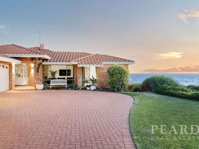 27 Kinsale Drive, Mindarie