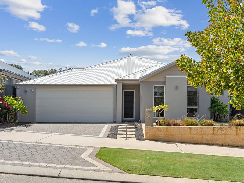 10 Paramount Boulevard, Baldivis