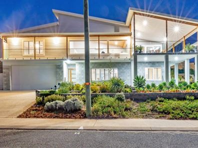99 Spinaway Parade, Falcon WA 6210
