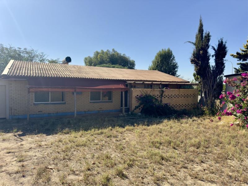 25 Compton Street, Rangeway WA 6530