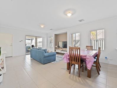 5 Saladin Way, Baldivis WA 6171