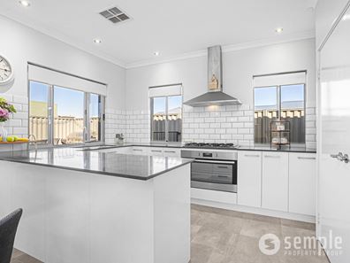 46 Doryanthes Avenue, Piara Waters WA 6112