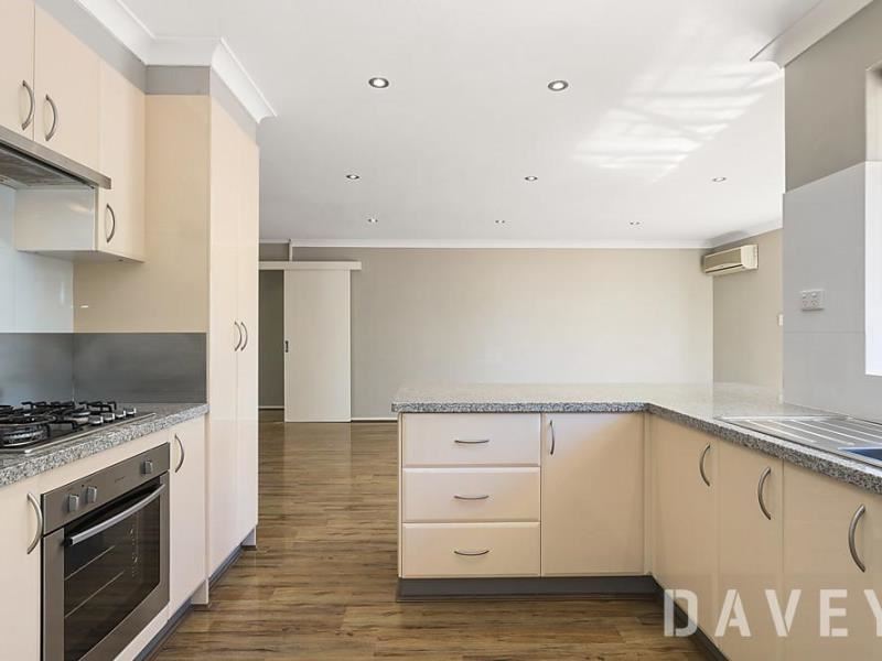 14 Boreas Court, Duncraig