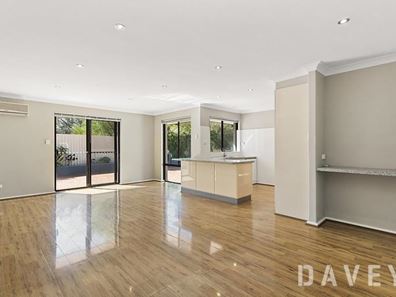 14 Boreas Court, Duncraig WA 6023
