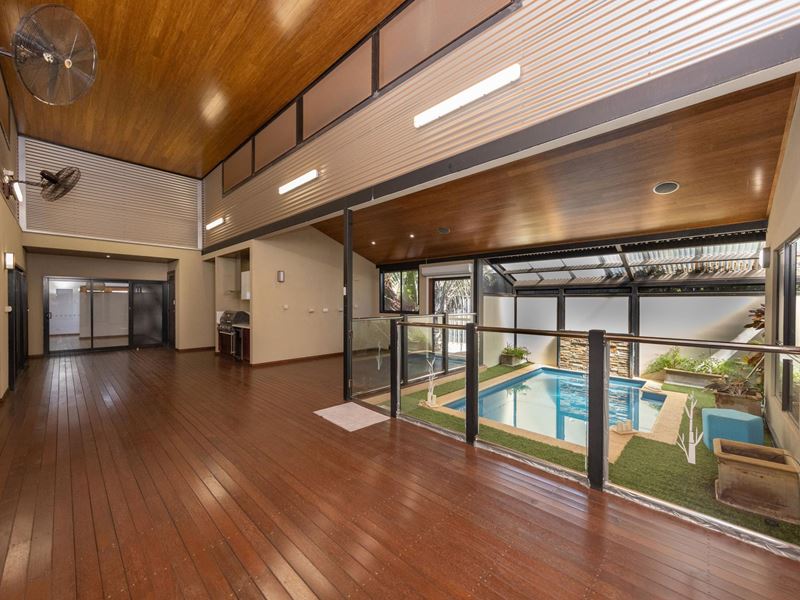 22 Prancing Avenue, Baynton WA 6714