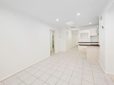 2 Clabon Street, Girrawheen WA 6064