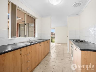 2/32 Pearson Drive, Success WA 6164