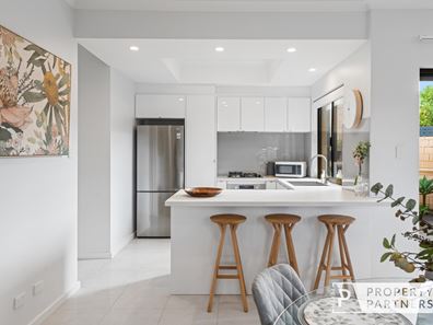 128A Odin Road, Innaloo WA 6018