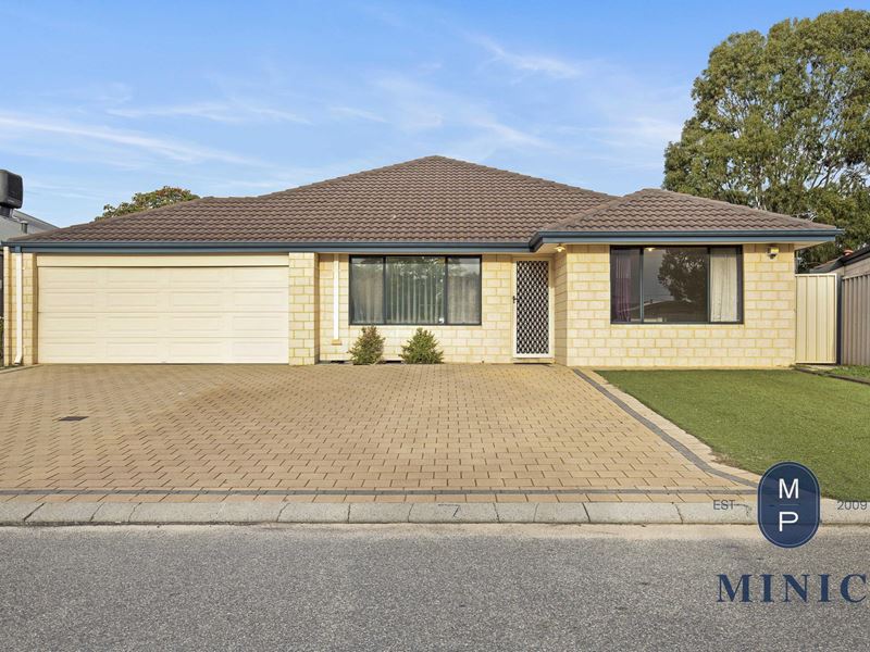7 Mudlark Close, Langford WA 6147