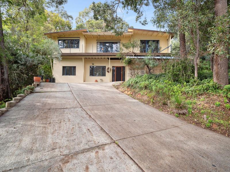 16 Lascelles Parade, Gooseberry Hill WA 6076