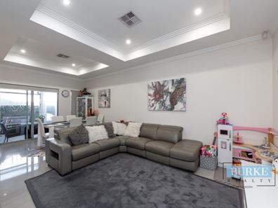 26C Apara Way, Nollamara WA 6061
