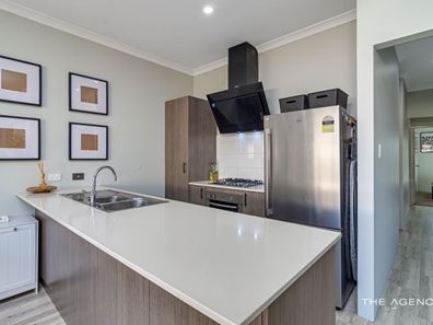 56 Feakle Bend, Ridgewood WA 6030