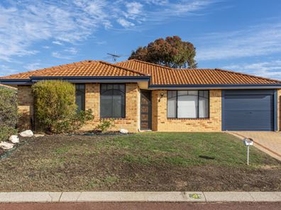 4 Carmana Lane, Warnbro WA 6169