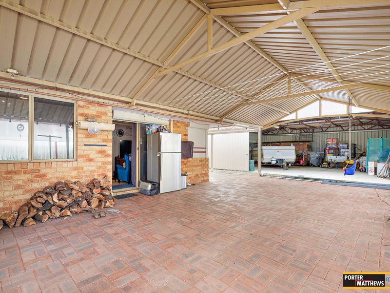 10 Parakeela Grove, Maddington WA 6109