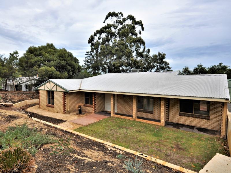 24 Homestead Drive, Wellard WA 6170