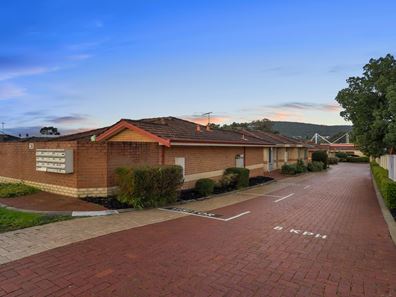 8/36 Streich Avenue, Kelmscott WA 6111