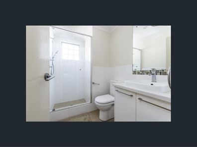 2/134 Briggs Street, Kewdale WA 6105