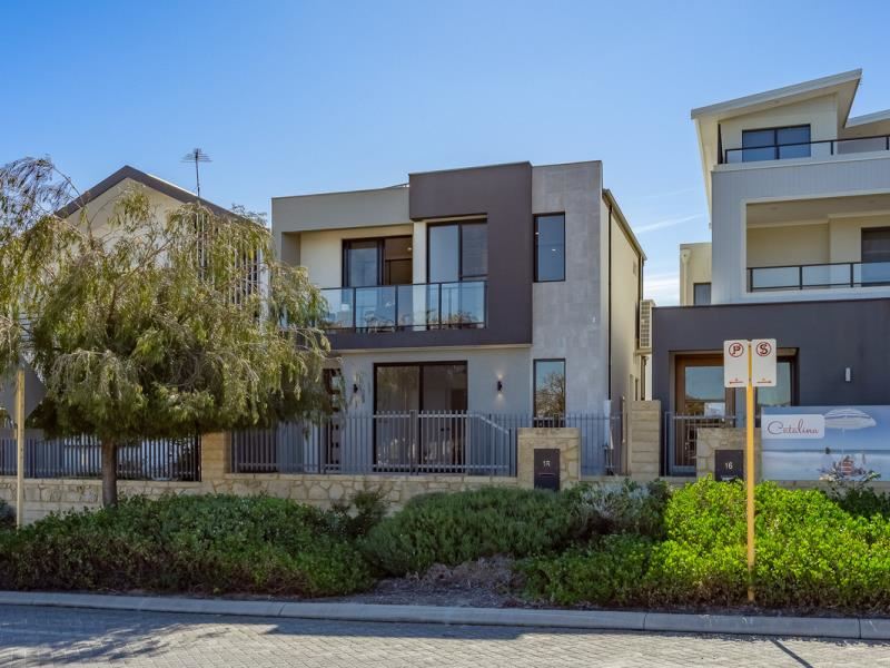 18 Portofino Promenade, Mindarie