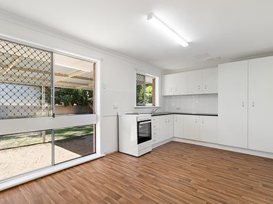 8 Melbourne Street, Waggrakine WA 6530