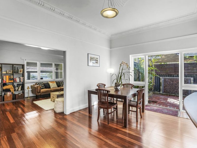 142 London Street, North Perth