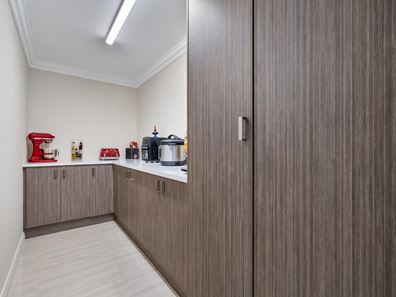 18 Black Swan Rise, Beeliar WA 6164
