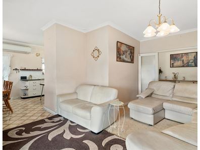 28 Nicholson Road, Beckenham WA 6107