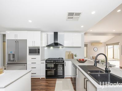 3 Facey Court, Huntingdale WA 6110