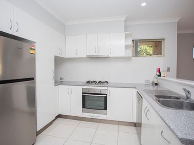 4/7 Kay Place, Midland WA 6056
