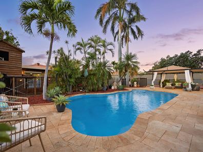 9 Blackwood Crescent, Dampier WA 6713