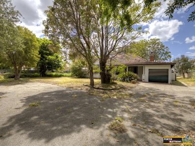 2066 Albany Highway, Maddington WA 6109