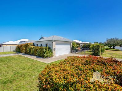 1 Sapphire Brace, Australind WA 6233