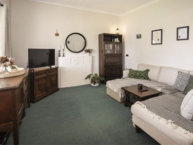 38 Gale Street, West Busselton WA 6280