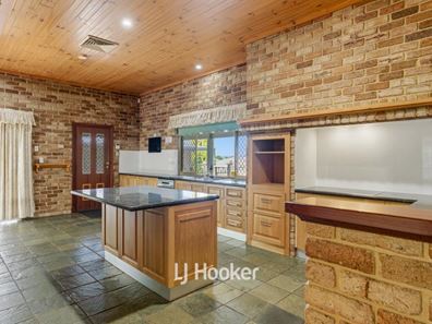 305 Steere Street North, Collie WA 6225