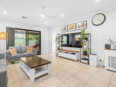 2B Hove Court, Nollamara WA 6061
