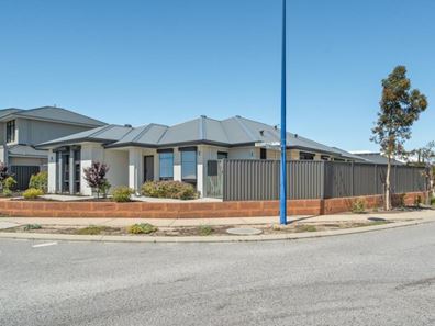 84 Wellman Avenue, Piara Waters WA 6112