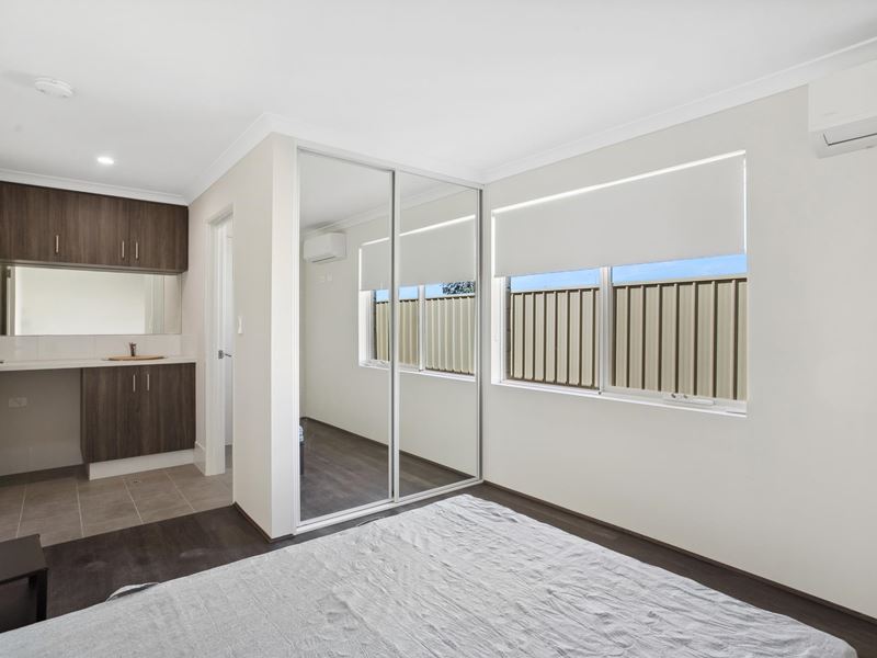 65 Gibson Way, Beechboro WA 6063