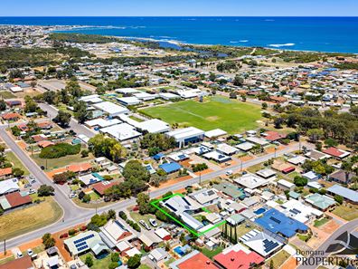 14 Clementina Road, Dongara WA 6525