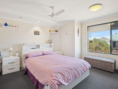 11 Rainsby Crescent, Ellenbrook WA 6069