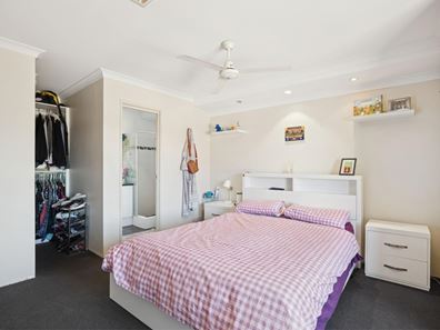 11 Rainsby Crescent, Ellenbrook WA 6069
