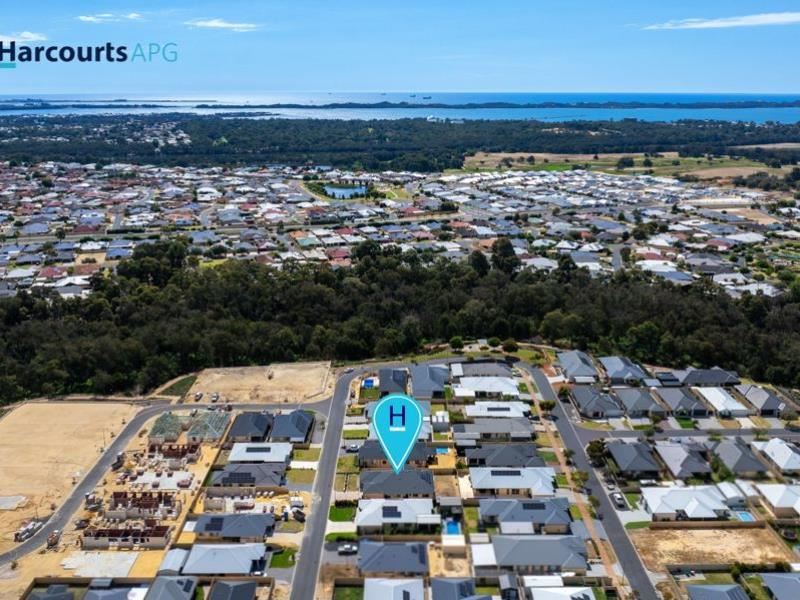 8 Beaufort Loop, Millbridge