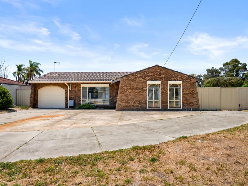 33 Ricketts Court, Rockingham WA 6168