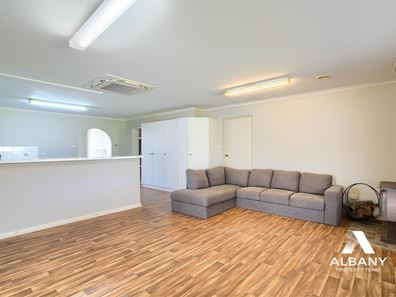59 Federal Street, Mckail WA 6330