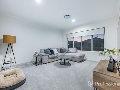 25 Bathers Promenade, Jindalee WA 6036