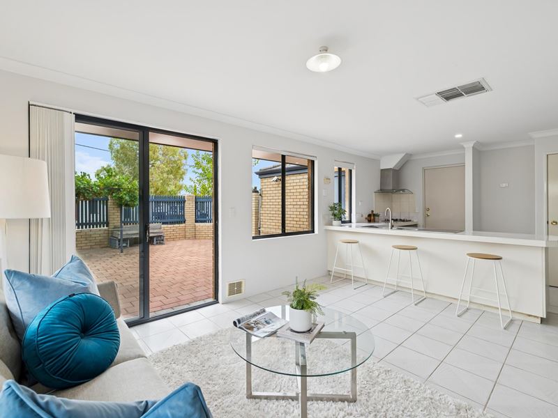 1/21 James Street, Cannington WA 6107