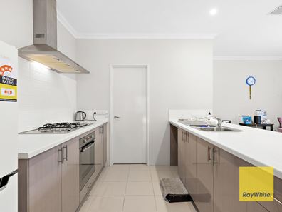 107 Towncentre Drive, Thornlie WA 6108