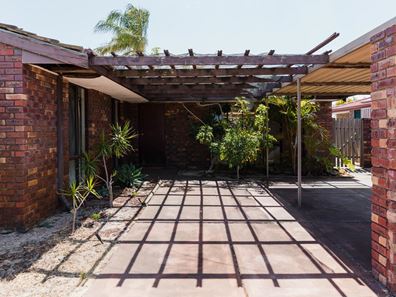 6 Grundy Way, Thornlie WA 6108