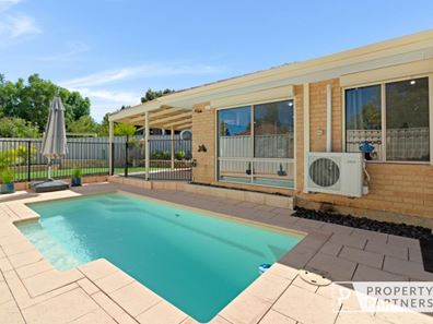 7 Aqua Court, Banksia Grove WA 6031