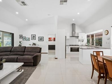 26 Rhodes Place, Jarrahdale WA 6124