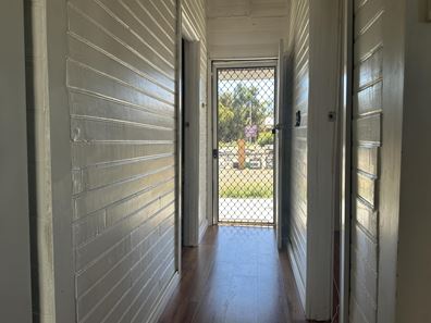 6 Dijon Street, Katanning WA 6317